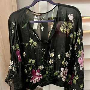 Roberto Cavalli elegant all silk flowery blouse 🌺🌸🌼
